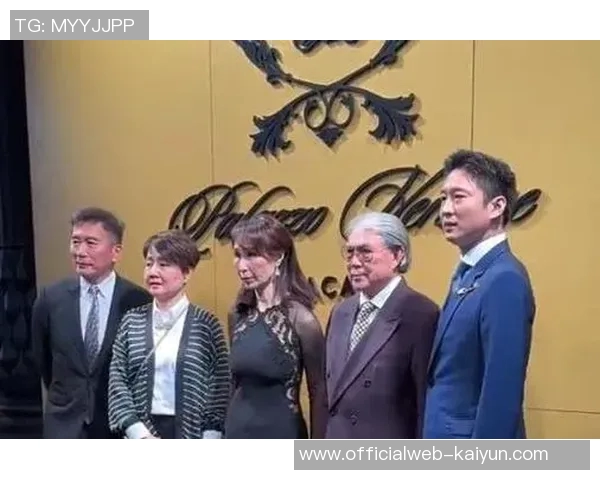 血统传承与荣耀共舞足球明星背后的家族故事与传奇