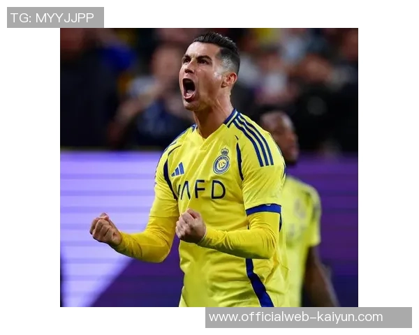 足球明星C罗的辉煌战绩与传奇生涯回顾分析 足球明星C罗的辉煌战绩与传奇生涯回顾分析